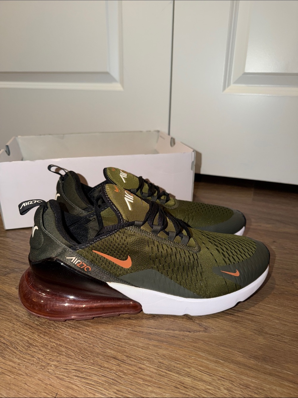 Nike Air Max 270s (Men's)